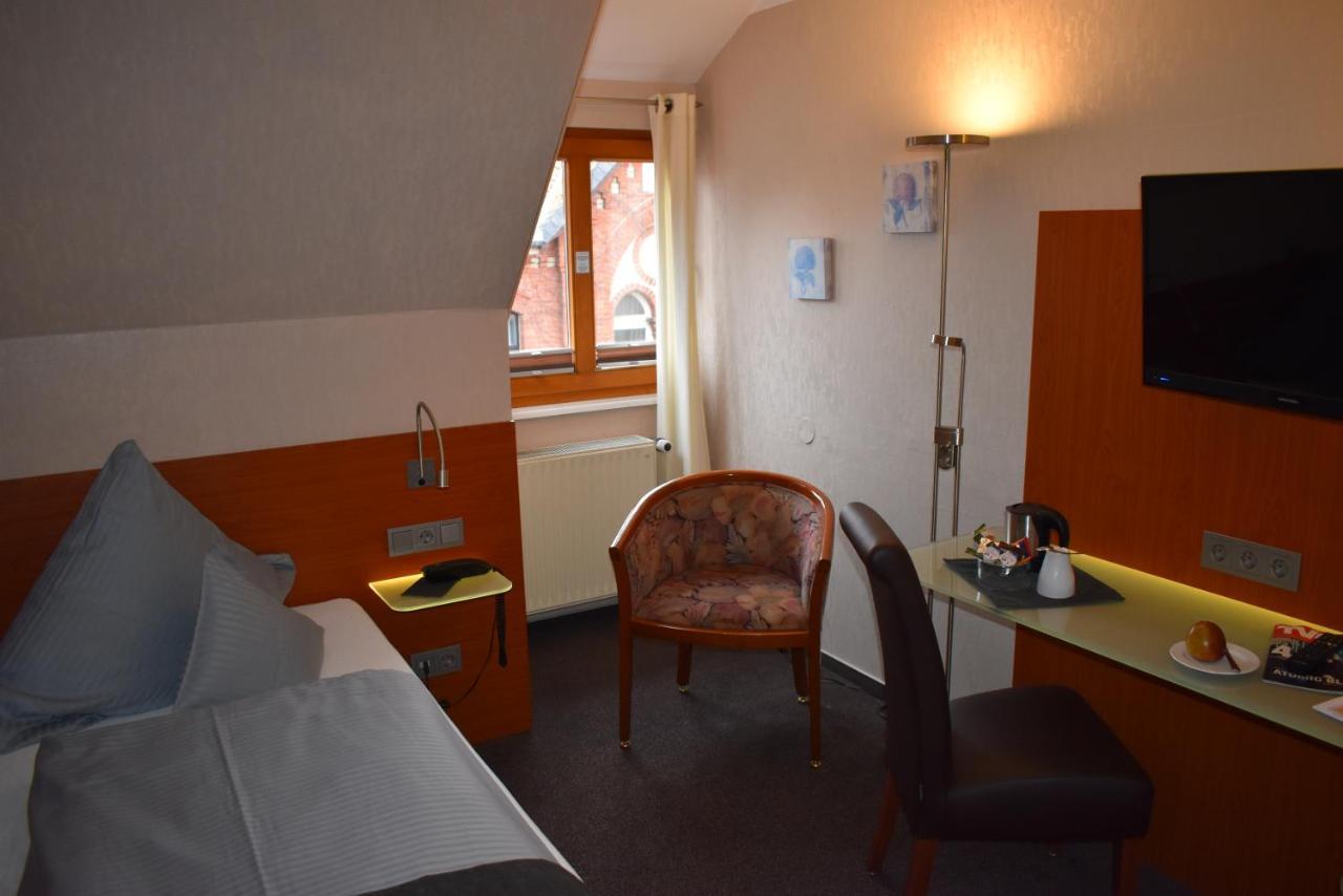 Hotel Neue Stuben Wolfsburg Eksteriør billede